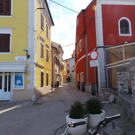 Daire Pakostane/biograd Riviera 8057