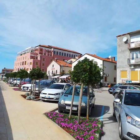 Pakostane/biograd Riviera 8057 Pakoštane