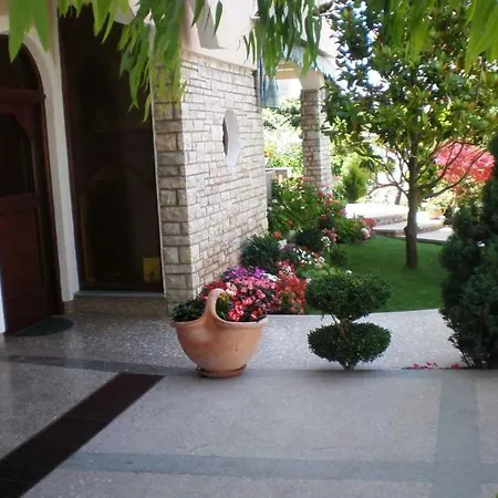 Pakostane/biograd Riviera 8057